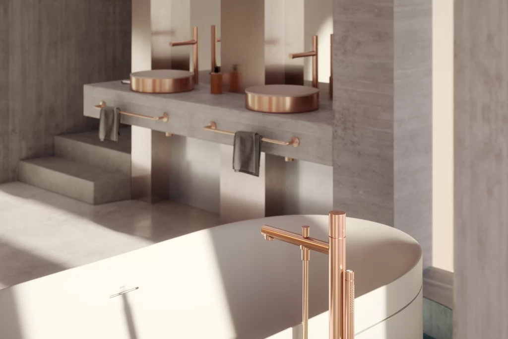 Moderne, edle AXOR Badezimmerarmaturen in rosé-gold